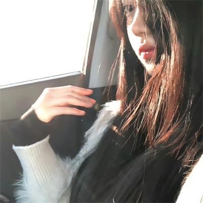 沸腾的群山 封面